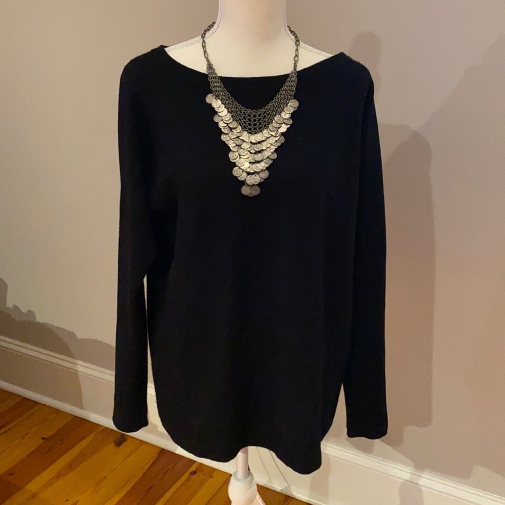 New with tags Vince black cashmere sweater